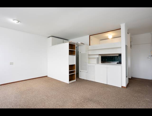 0.5 BEDROOM APARTMENT TO LET IN CLAREMONT